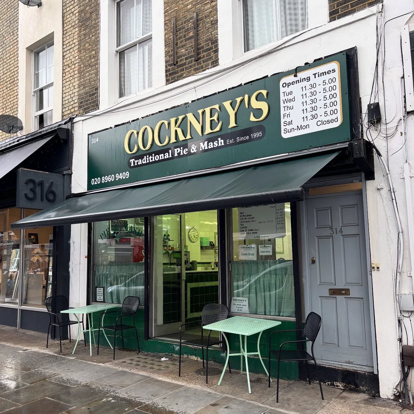 Cockneys Pie & Mash (Portobello Road), London